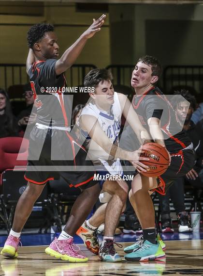 Thumbnail 3 in Haldane vs. Tuckahoe (Section 1 Class C Semifinal) photogallery.