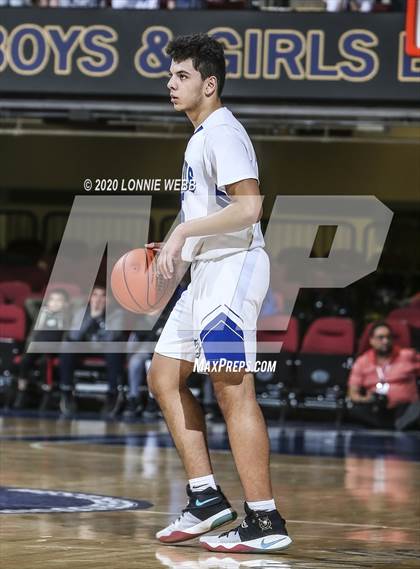 Thumbnail 2 in Haldane vs. Tuckahoe (Section 1 Class C Semifinal) photogallery.