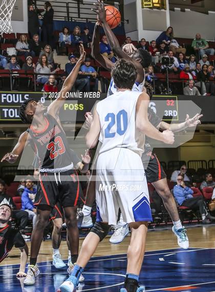 Thumbnail 2 in Haldane vs. Tuckahoe (Section 1 Class C Semifinal) photogallery.