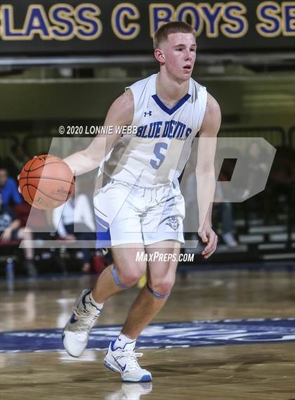 Thumbnail 2 in Haldane vs. Tuckahoe (Section 1 Class C Semifinal) photogallery.