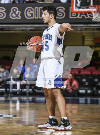 Thumbnail 1 in Haldane vs. Tuckahoe (Section 1 Class C Semifinal) photogallery.