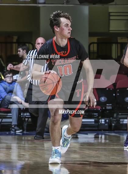 Thumbnail 3 in Haldane vs. Tuckahoe (Section 1 Class C Semifinal) photogallery.