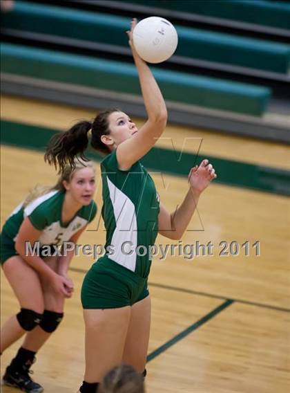 Thumbnail 2 in Heritage @ Loudoun Valley photogallery.
