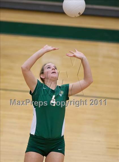 Thumbnail 2 in Heritage @ Loudoun Valley photogallery.