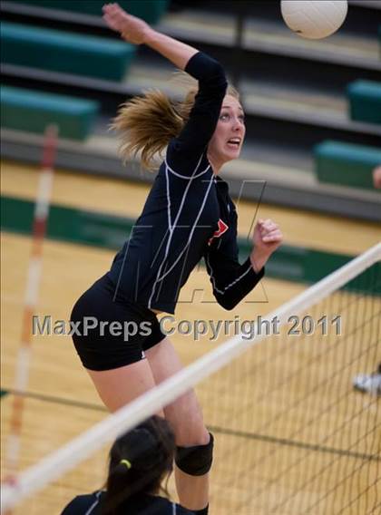 Thumbnail 1 in Heritage @ Loudoun Valley photogallery.