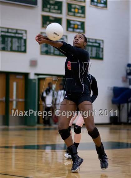 Thumbnail 3 in Heritage @ Loudoun Valley photogallery.