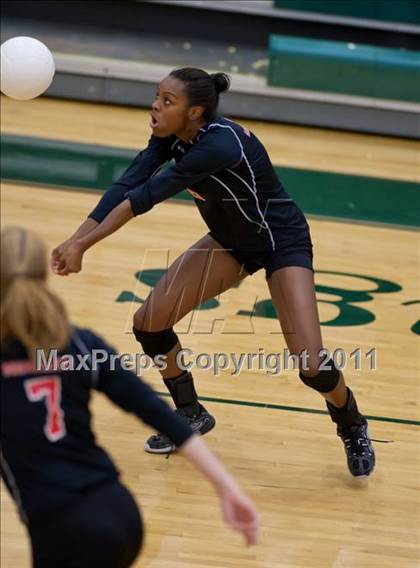 Thumbnail 1 in Heritage @ Loudoun Valley photogallery.