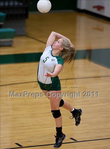 Thumbnail 3 in Heritage @ Loudoun Valley photogallery.
