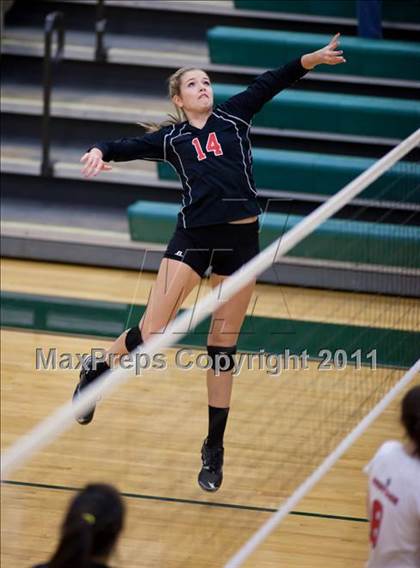Thumbnail 3 in Heritage @ Loudoun Valley photogallery.