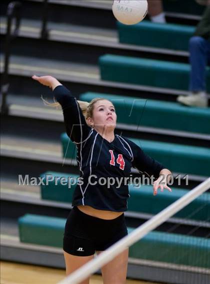 Thumbnail 3 in Heritage @ Loudoun Valley photogallery.