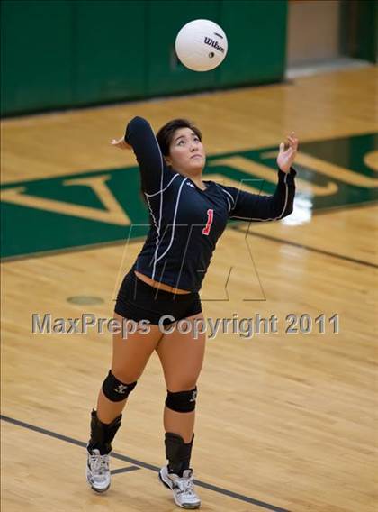 Thumbnail 1 in Heritage @ Loudoun Valley photogallery.