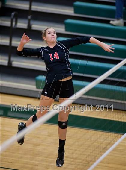 Thumbnail 2 in Heritage @ Loudoun Valley photogallery.