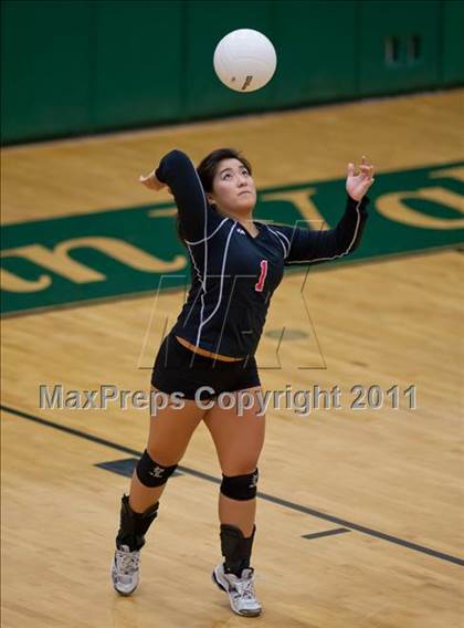 Thumbnail 3 in Heritage @ Loudoun Valley photogallery.