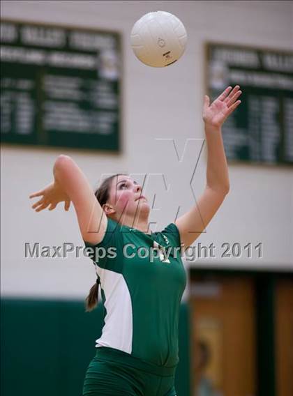 Thumbnail 2 in Heritage @ Loudoun Valley photogallery.