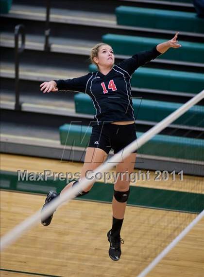Thumbnail 1 in Heritage @ Loudoun Valley photogallery.
