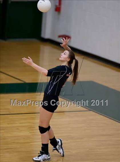 Thumbnail 1 in Heritage @ Loudoun Valley photogallery.
