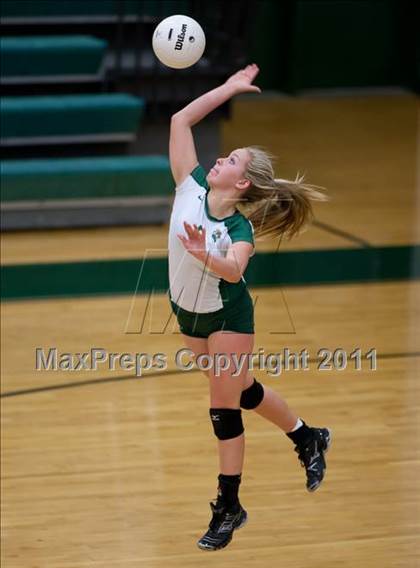Thumbnail 2 in Heritage @ Loudoun Valley photogallery.