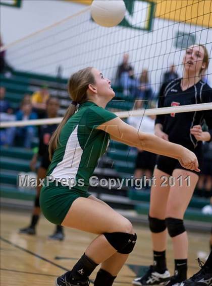 Thumbnail 2 in Heritage @ Loudoun Valley photogallery.