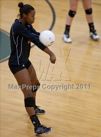 Thumbnail 1 in Heritage @ Loudoun Valley photogallery.