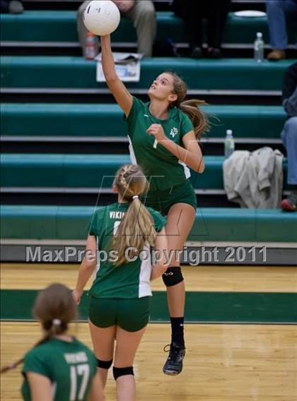 Thumbnail 2 in Heritage @ Loudoun Valley photogallery.