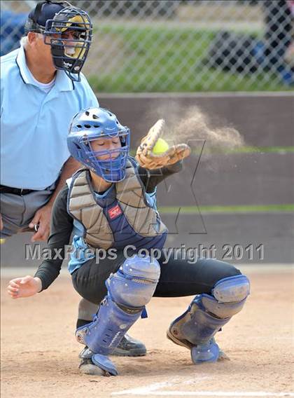 Thumbnail 3 in Pleasant Valley vs. Roseville (Stephanie LeDoux Tournament) photogallery.