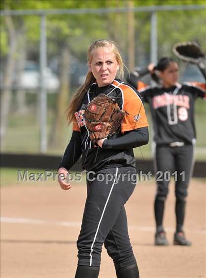 Thumbnail 2 in Pleasant Valley vs. Roseville (Stephanie LeDoux Tournament) photogallery.