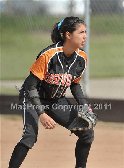 Thumbnail 1 in Pleasant Valley vs. Roseville (Stephanie LeDoux Tournament) photogallery.