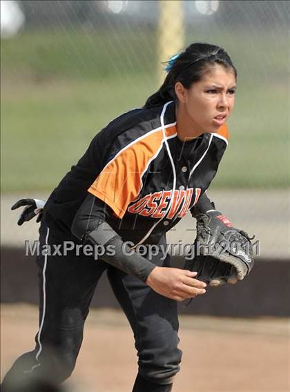 Thumbnail 2 in Pleasant Valley vs. Roseville (Stephanie LeDoux Tournament) photogallery.