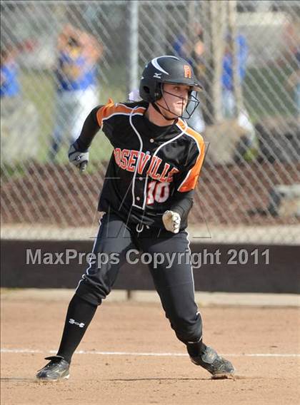 Thumbnail 1 in Pleasant Valley vs. Roseville (Stephanie LeDoux Tournament) photogallery.