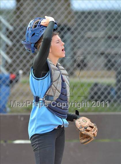 Thumbnail 3 in Pleasant Valley vs. Roseville (Stephanie LeDoux Tournament) photogallery.