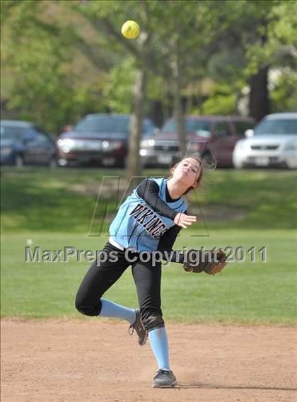 Thumbnail 3 in Pleasant Valley vs. Roseville (Stephanie LeDoux Tournament) photogallery.
