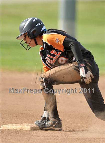 Thumbnail 3 in Pleasant Valley vs. Roseville (Stephanie LeDoux Tournament) photogallery.