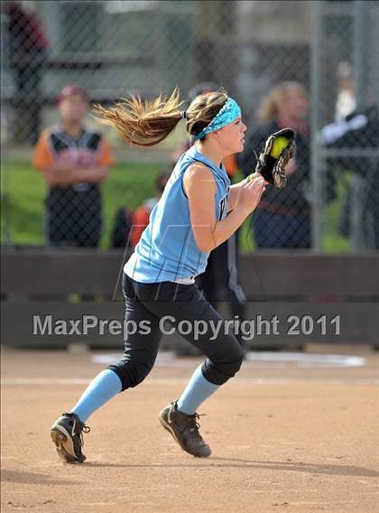 Thumbnail 2 in Pleasant Valley vs. Roseville (Stephanie LeDoux Tournament) photogallery.
