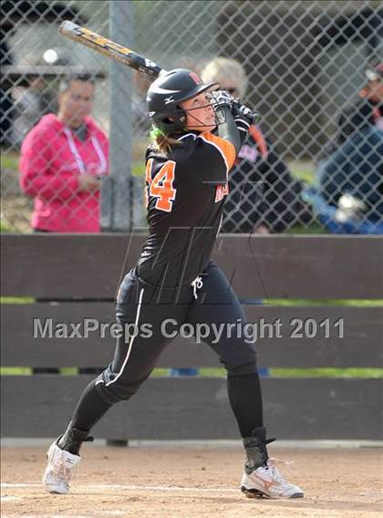 Thumbnail 1 in Pleasant Valley vs. Roseville (Stephanie LeDoux Tournament) photogallery.