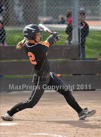 Thumbnail 2 in Pleasant Valley vs. Roseville (Stephanie LeDoux Tournament) photogallery.