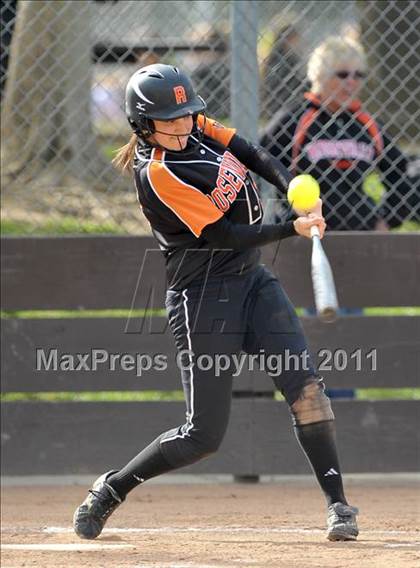 Thumbnail 2 in Pleasant Valley vs. Roseville (Stephanie LeDoux Tournament) photogallery.