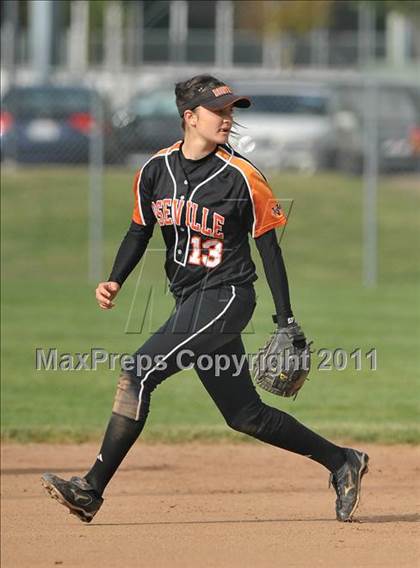 Thumbnail 1 in Pleasant Valley vs. Roseville (Stephanie LeDoux Tournament) photogallery.