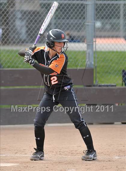 Thumbnail 2 in Pleasant Valley vs. Roseville (Stephanie LeDoux Tournament) photogallery.