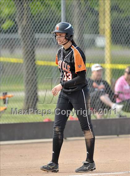 Thumbnail 1 in Pleasant Valley vs. Roseville (Stephanie LeDoux Tournament) photogallery.