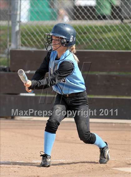 Thumbnail 1 in Pleasant Valley vs. Roseville (Stephanie LeDoux Tournament) photogallery.