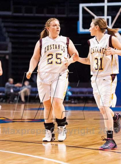 Thumbnail 3 in Kim vs. Eads (CHSAA 1A Final Four) photogallery.