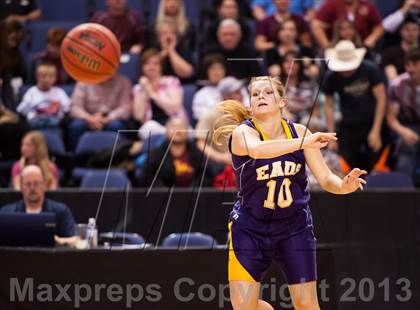 Thumbnail 3 in Kim vs. Eads (CHSAA 1A Final Four) photogallery.