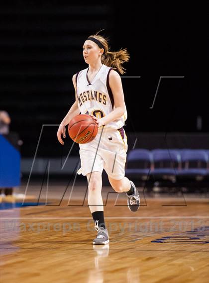 Thumbnail 2 in Kim vs. Eads (CHSAA 1A Final Four) photogallery.