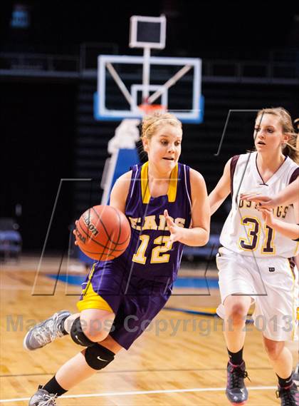 Thumbnail 2 in Kim vs. Eads (CHSAA 1A Final Four) photogallery.
