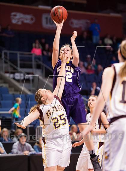 Thumbnail 2 in Kim vs. Eads (CHSAA 1A Final Four) photogallery.