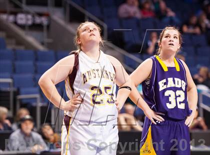 Thumbnail 2 in Kim vs. Eads (CHSAA 1A Final Four) photogallery.