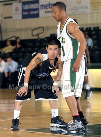 Thumbnail 2 in Monterey Trail vs. Valley (Hoops Classic 2009) photogallery.