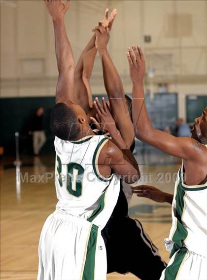 Thumbnail 1 in Monterey Trail vs. Valley (Hoops Classic 2009) photogallery.
