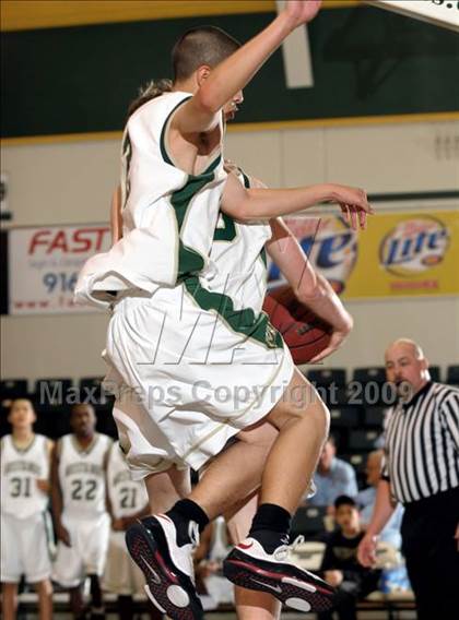 Thumbnail 1 in Monterey Trail vs. Valley (Hoops Classic 2009) photogallery.