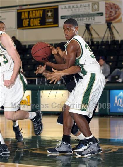 Thumbnail 1 in Monterey Trail vs. Valley (Hoops Classic 2009) photogallery.